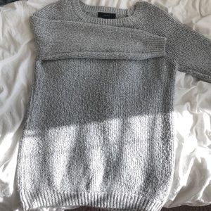 Gray Knit Sweater Women’s Size M